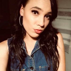 Meet your Posher, Tiara